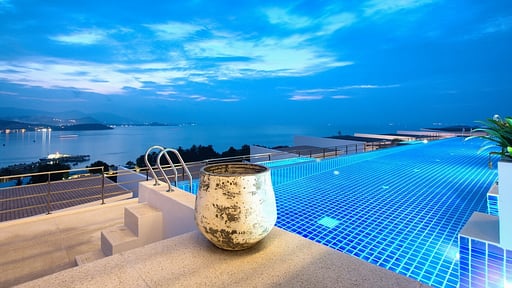 Serene Penthouse Swimming pool 1