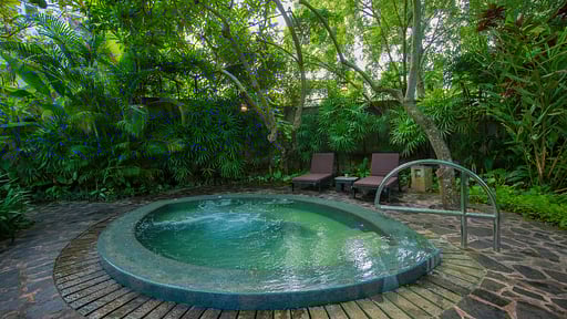 Sergeant House Jacuzzi