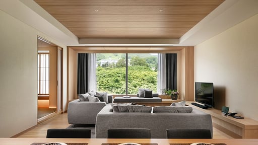 Setsu Niseko Three Bedroom Suite Tatami Woonkamer