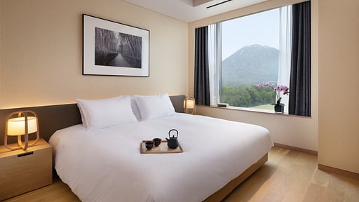 Setsu Niseko Three Bedroom Yotei Suite Bedroom 3