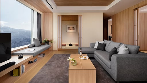 Setsu Niseko Two Bedroom Yotei Suite Tatami Living room