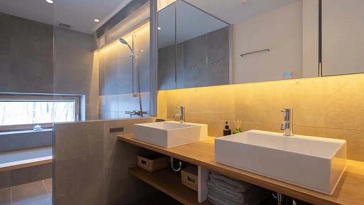 Shakuzen Chalet Bedroom 2