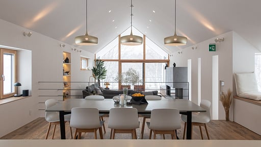 Shakuzen Chalet Dining area