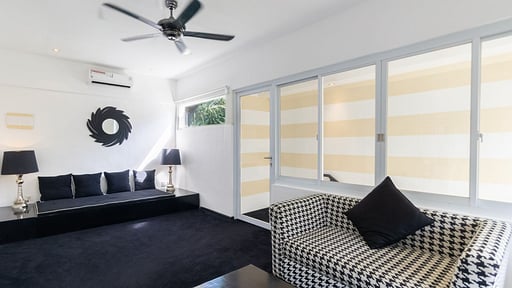 Shanti Estate - Amore Living room
