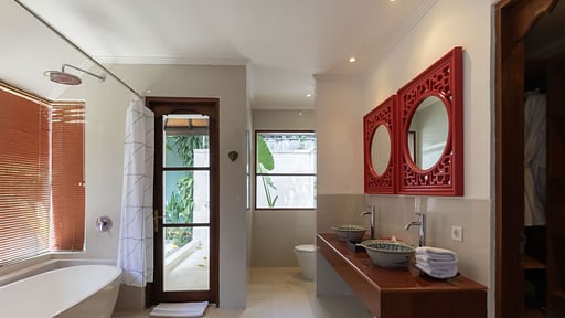 Shanti Estate - Oaini Bedroom 
