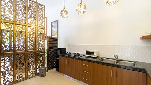 Shanti Estate - Pyaar Kitchen