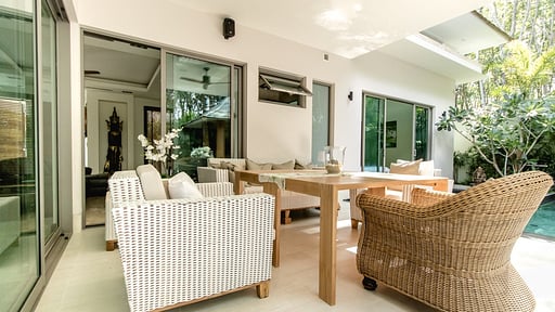 Shanti Layan Villa Терраса/веранда