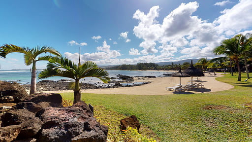 Shanti Villa Strand