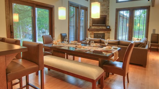 Shika Niseko Dining area