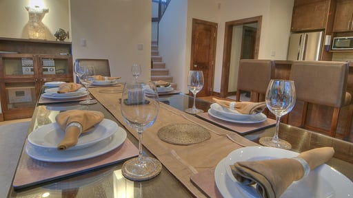 Shika Niseko Dining area