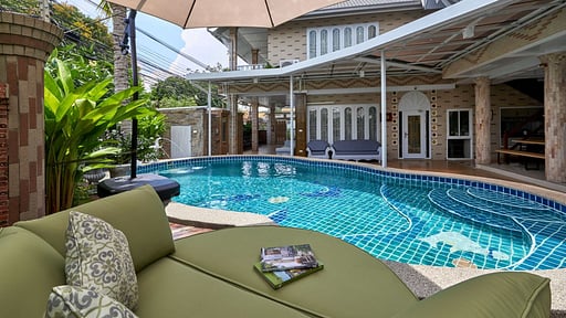 Siam Gala Schwimmbad