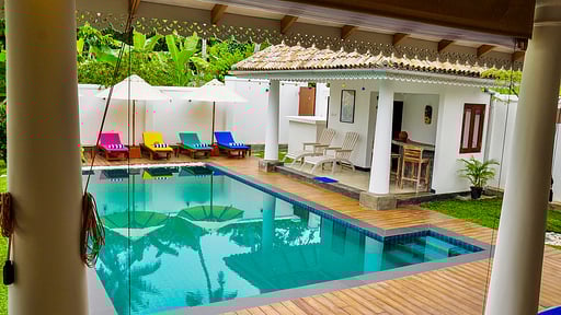 Sihinaya Villa Piscina