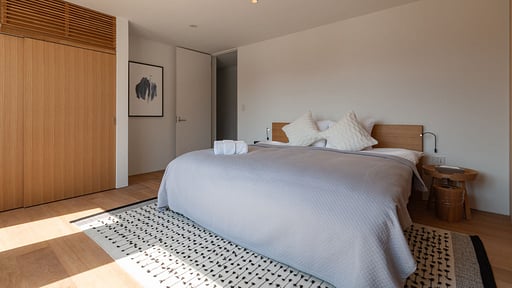 Silver Dream Bedroom 1