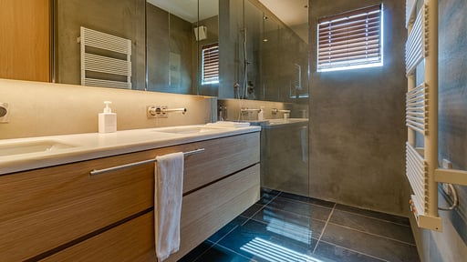 Silver Dream Bedroom 1