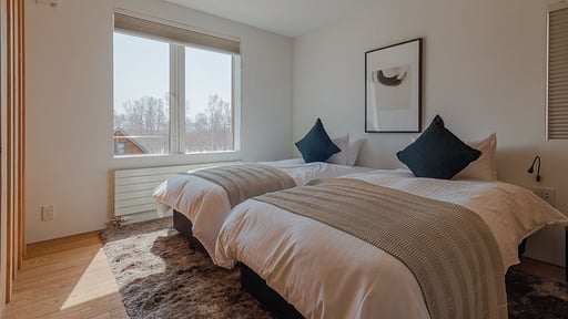 Silver Dream Bedroom 4