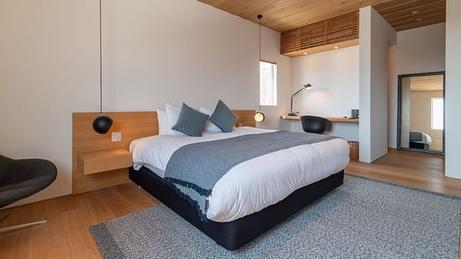 Silver Dream Bedroom 2