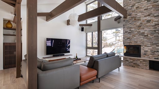 Silver Maple Chalet Living room