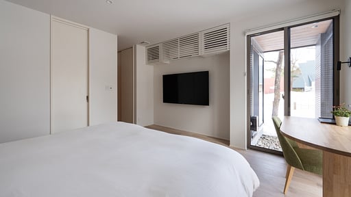 Silver Maple Chalet Bedroom 2