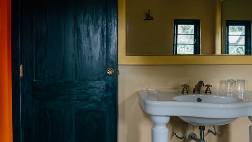 SinhaGiri Slaapkamer 1