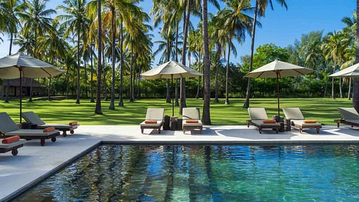 Sira Beach House Piscina