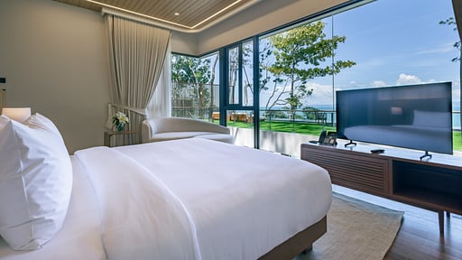 Siray Infinity Pool Villa Bedroom 1
