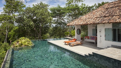 Sisindu Tea Estate Swimming pool