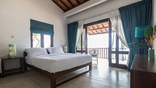 Skinny Beach House Schlafzimmer 1