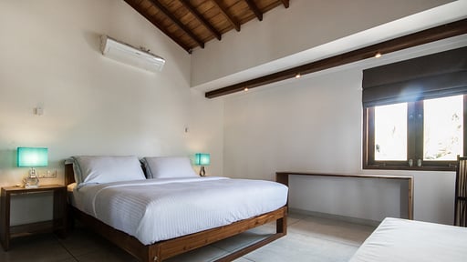 Skinny Beach House Schlafzimmer 2