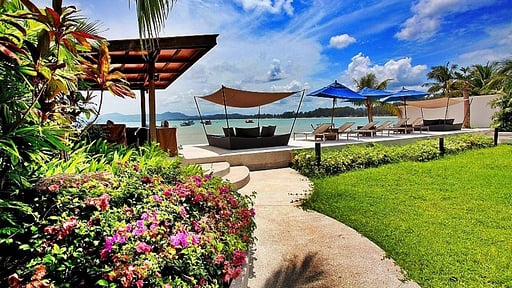 Sky Box Penthouse Others