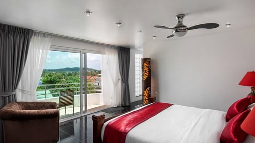 Sky Pool Villa Bedroom 1