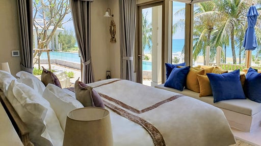 Sky Villa Penthouse Bedroom 1