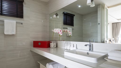 Skye Beach Villa Bedroom 5