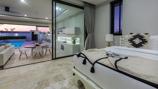 Skye Beach Villa Bedroom 5