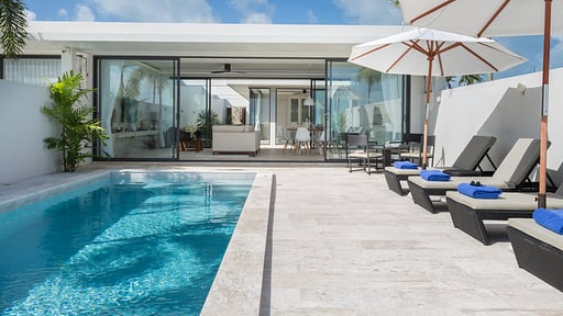 Skye Beach Villa Swimming pool