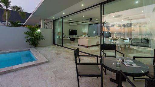 Skye Beach Villa Terrace/Veranda