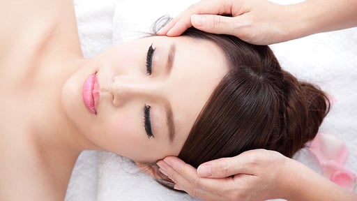 Skye Niseko One Bedroom Suite Spa