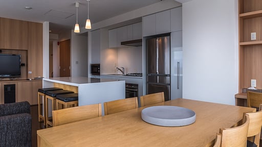 Snow Crystal Three Bedroom Yotei Suite Dining area