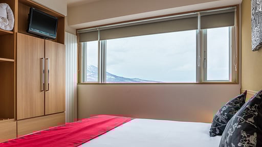 Snow Crystal Three Bedroom Yotei Suite Bedroom 2