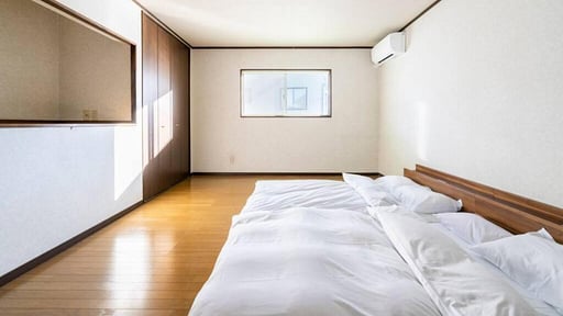 Snow Fever Clique Chalet Bedroom 1