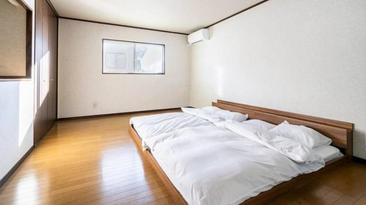 Snow Fever Clique Chalet Bedroom 1