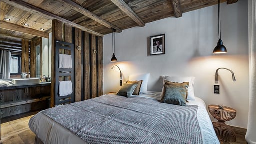 Chalet Snowy Breeze Bedroom 2