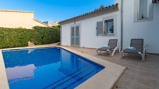 Solar 198 Swimming pool