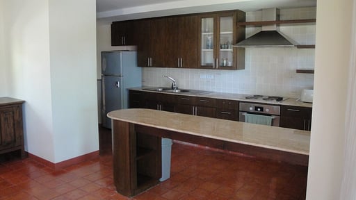 Som O Villa Kitchen