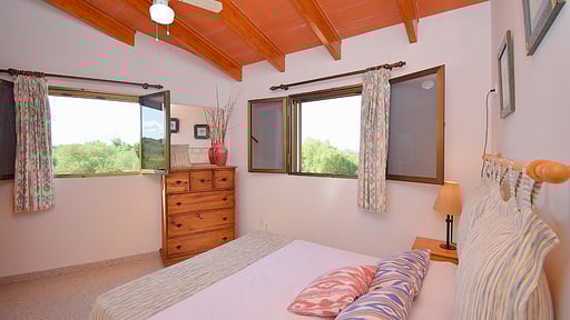 Finca Son Estrella Slaapkamer 1