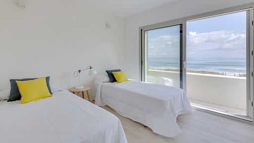 Son Serra First Line Villa Спальня 2