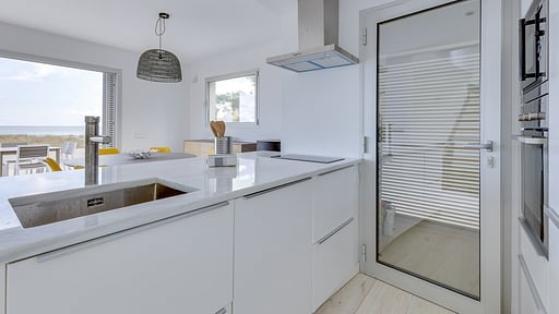 Son Serra First Line Villa Кухня