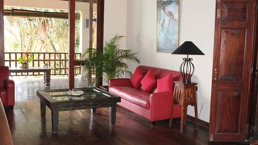 South Point Abbey Гостиная