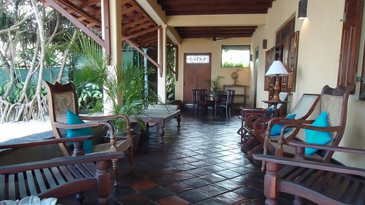 South Point Abbey Гостиная