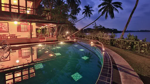 South Point Cottage Piscina