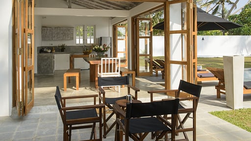 Stella Beach House Dining area